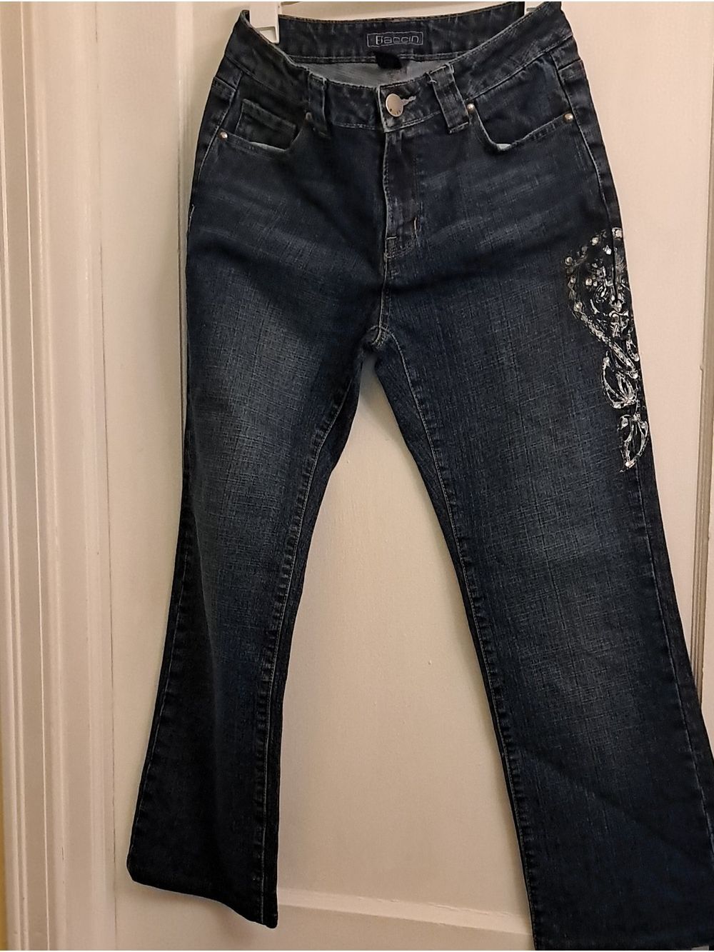 Bacconi  Embellished  blue jeans Size 4